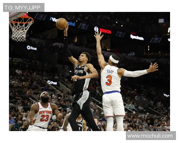 表现不俗！布伦森23中10砍下30分9助攻