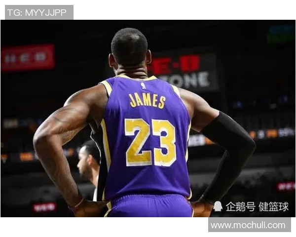 比肩传奇,魔术队保罗·班切罗带队击败湖人队时砍下36分